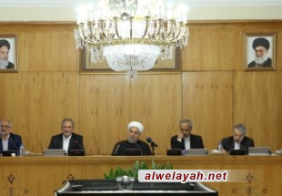 الرئيس روحاني: يوم تأسيس الجمهورية الإسلامية يجسد الديمقراطية والإسلام