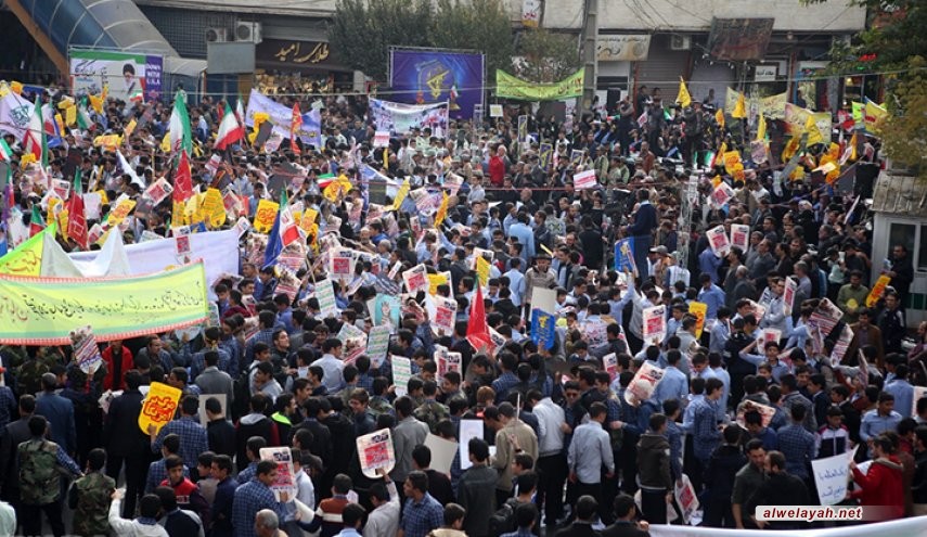 مسيرات مليونية في يوم مقارعة الاستكبار العالمي في مختلف أنحاء إيران