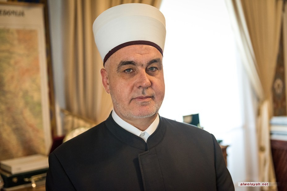 رئيس علماء البوسنة يهنئ قائد الثورة الإسلامية بعيد الأضحى المبارك