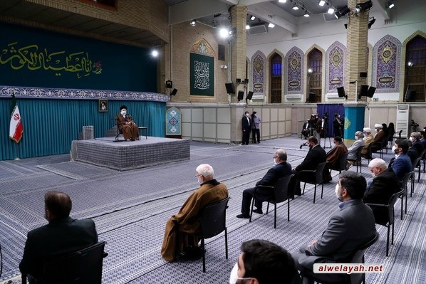 في حسينية الإمام الخميني(ره)؛ قائد الثورة الإسلامية يستقبل مجموعة من رواديد أهل البيت (ع)