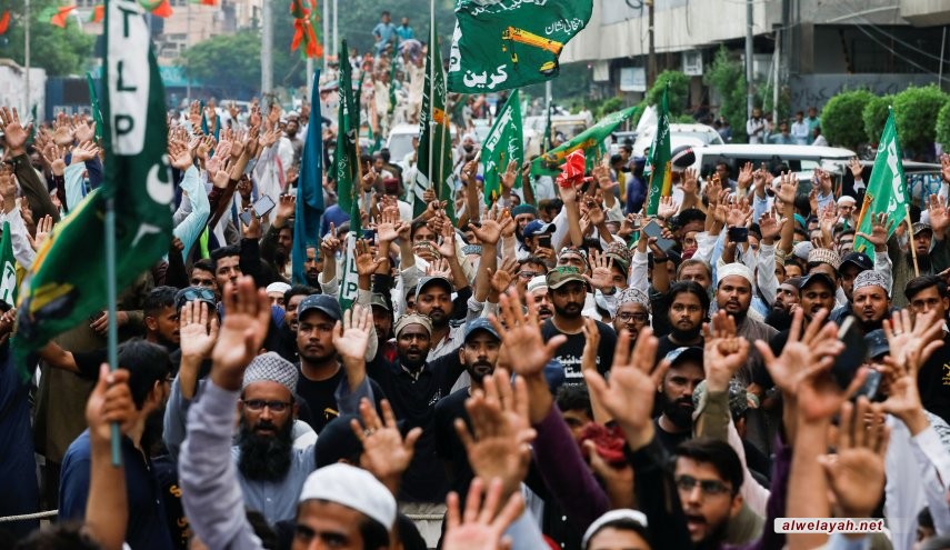 اتساع الحركة الاحتجاجية في العالم ضد الإساءة الفرنسية لنبيّ الإسلام