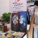 خلال تفقده معرض طهران الدولي للكتاب؛ قائد الثورة الإسلامية: مازالت القصص الأجنبية للأطفال مهيمنة وهذا عيب كبير
