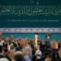 الإمام الخامنئي: يجب إحياء الهوية الإيرانية والإسلامية والشخصية الوطنية في نفوس الأطفال