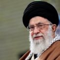 قائد الثورة الإسلامية يؤكد على ضرورة تحقيق النمو السكاني وإنقاذ البلاد من خطر شيخوخة السكان