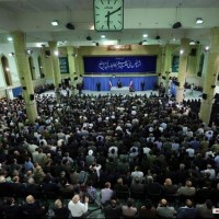 تقرير مصور عن لقاء أساتذة الجامعات مع قائد الثورة الإسلامية 28 رمضان 1434هـ