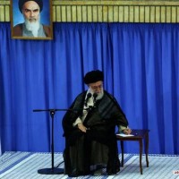 تقرير مصور عن لقاء أساتذة الجامعات مع قائد الثورة الإسلامية 28 رمضان 1434هـ