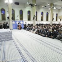 تقرير مصور عن لقاء أساتذة الجامعات مع قائد الثورة الإسلامية 28 رمضان 1434هـ