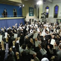 تقرير مصور عن لقاء أهالي آذربيجان مع قائد الثورة الاسلامية