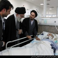 تقرير مصور عن عيادة قائد الثورة الاسلامية لآية الله طاهري خرم آبادي