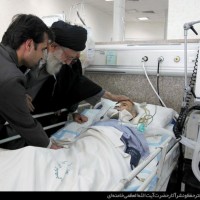 تقرير مصور عن عيادة قائد الثورة الاسلامية لآية الله طاهري خرم آبادي