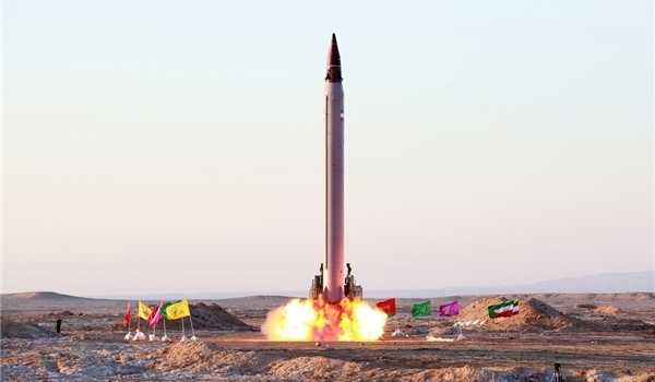 إيران تختبر بنجاح أحدث صاروخ باليستي بعيد المدى