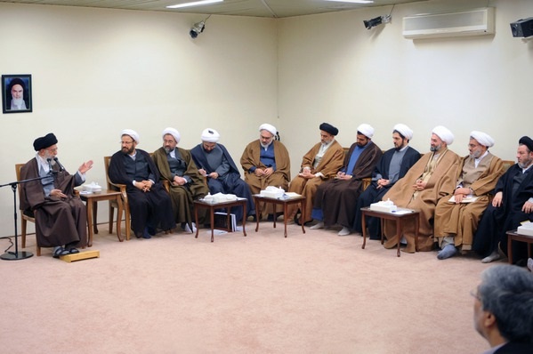 الإمام الخامنئي: الإسلام يشجع الفن