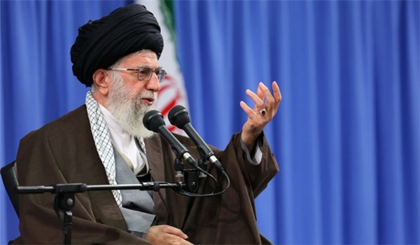 قائد الثورة الإسلامية: أميركا تعرقل وتخادع بشأن تنفيذ الاتفاق النووي