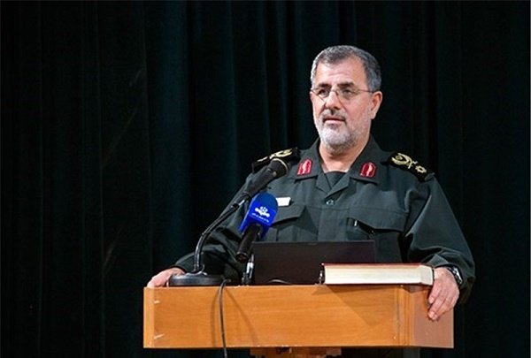 العميد باكبور: نرصد تحركات الأعداء في المنطقة