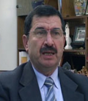 أمين حطيط: الستراتيجية الدفاعية الأنسب هي التمسك بسلاح المقاومة