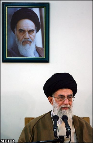 نداء القائد إلى حجاج بيت الله الحرام