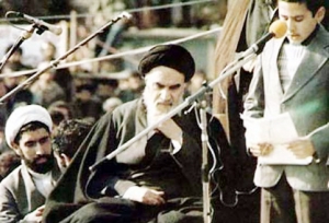 دور الأطفال والفتيان في الثورة الإسلامية