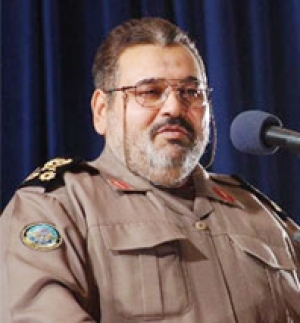 اللواء فيرزابادي: الأمريكان غير قادرين على شن تهديد ضد إيران