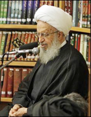 آية الله مكارم شيرازي: خشية العدو من الحرس الثوري دليل على قوته وقدرته