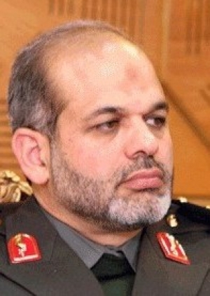 العميد أحمد وحيدي: إطلاق قمر صناعي من إبداعات الطلبة