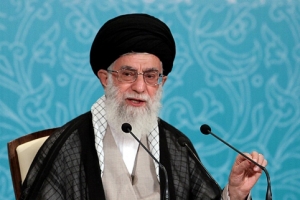 خالد الملا: الإمام الخامنئي يواصل مسيرة الإمام الخميني (قدس سره)