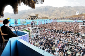 يوم 19 من دي (ذكرى انتفاضة أهالي قم) في كلمات الإمام الخامنئي