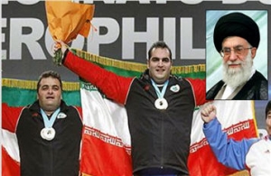 قائد الثورة يهنئ بفوز المنتخب الوطني برفع الاثقال ببطولة آسيا