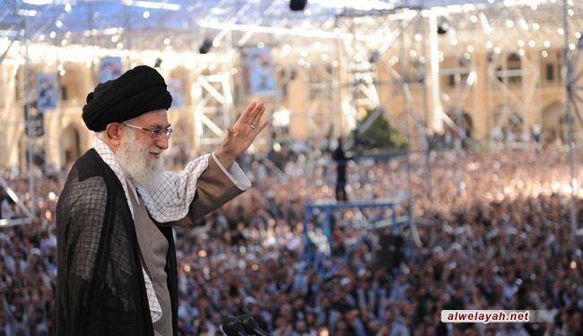 الإمام الخامنئي: الشعب الإيراني سيخلق ملحمة كبرى جديدة بعد 10 أيام