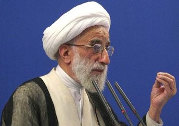 خطيب الجمعة في طهران؛ الوسطية كانت النهج المستقيم للإمام الخميني (ره) / مجلس صيانة الدستور ملتزم بالدستور والقيادة  