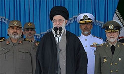 القائد العام للقوات المسلحة يطلع على مشروعي "مقاتلة بلا طيار" و"مقاتلة متوسطة"