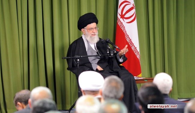 الإمام الخامنئي: إيران تواصل تطوير برنامجها النووي ولن تتخلى عن منجزاتها