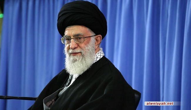 الإمام الخامنئي: تأجيج الخلافات الطائفية يشحذ سيف أعداء الإسلام