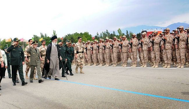 الإمام الخامنئي: صمود الشعب الإيراني يغيظ أميركا
