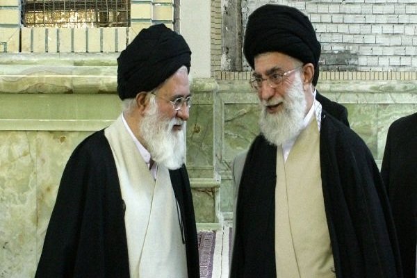 الإمام الخامنئي يعين السيد علم الهدى ممثل الوليّ الفقيه في محافظة خراسان الرضوية