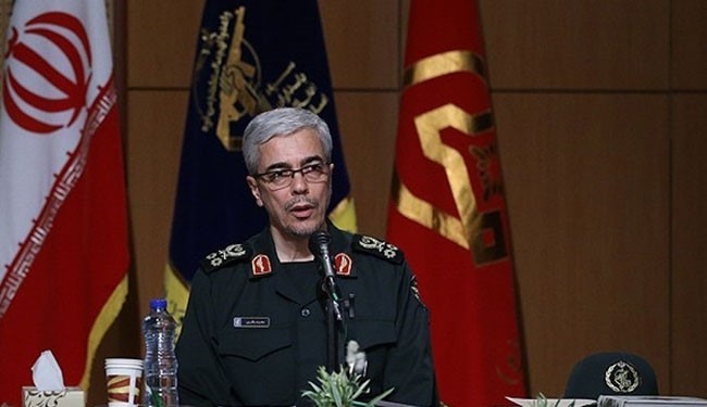 اللواء باقري يؤكد سرعة الرد على أي تهديد ويصفه بالأمر الحيوي