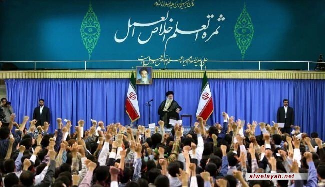 الطالب في فكر القائد