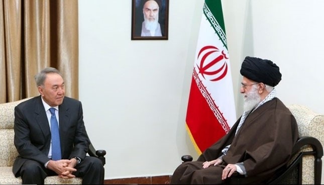 الإمام الخامنئي: أميركا غير جادة في مزاعمها بمكافحة الإرهاب