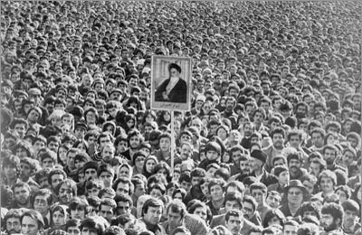 مواقف الإمام (قده) من أحداث الثورة الإسلامية