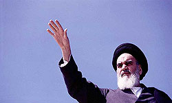 الإمام الخميني قبلة المجاهدين والأحرار