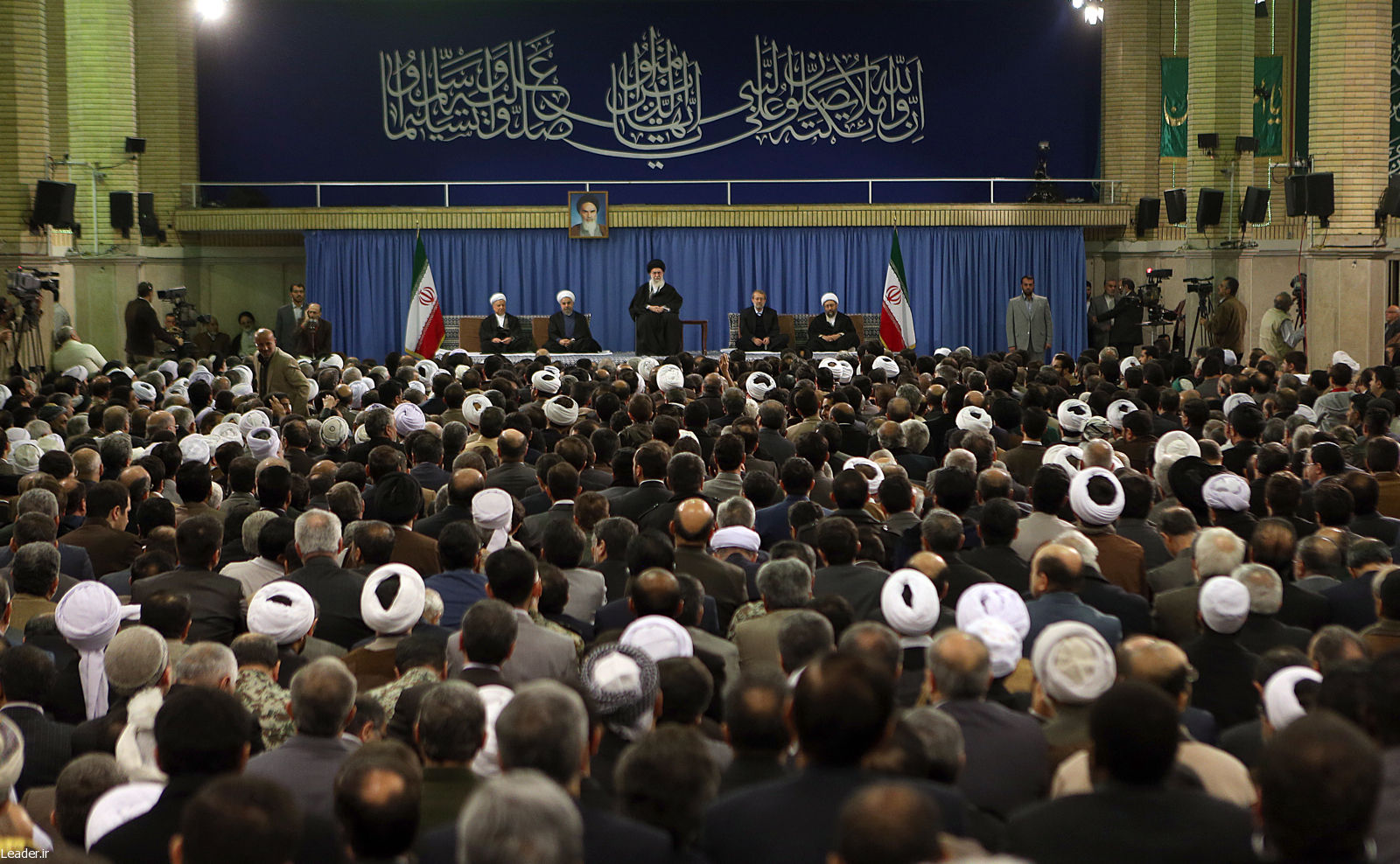 الإمام الخامنئي: التشيع البريطاني والتسنن الأميركي كلاهما ضد الإسلام