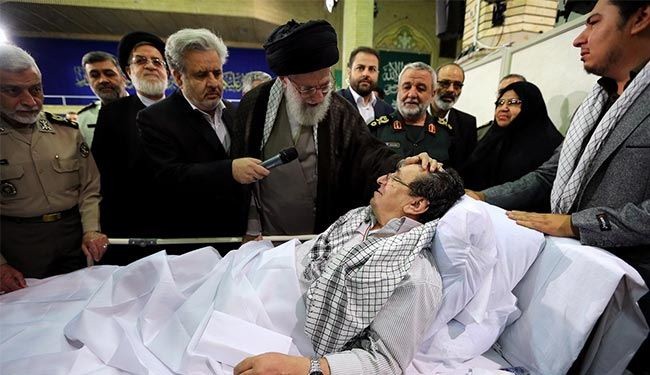 قائد الثورة الإسلامية: معاقو الحرب الإيرانيون يجسدون جرائم حماة صدام