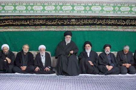 إقامة مراسم العزاء الحسيني (الليلة الخامسة) بحضور قائد الثورة الإسلامية