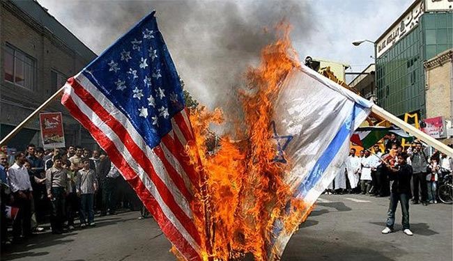 إيران تحيي ذكرى اليوم الوطني لمقارعة الاستكبار