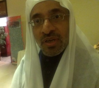 الإمام الخميني قام بثورة عظيمة 