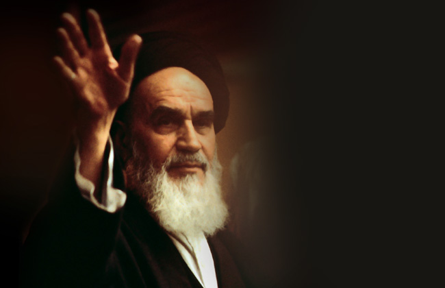 الامام الخميني واحياء عاشوراء