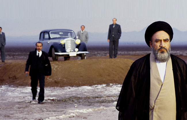 عدم ثقة الإمام الخميني بالمستكبرين