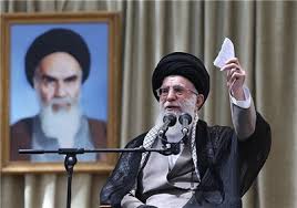 عدم ثقة الإمام الخميني بالمستكبرين