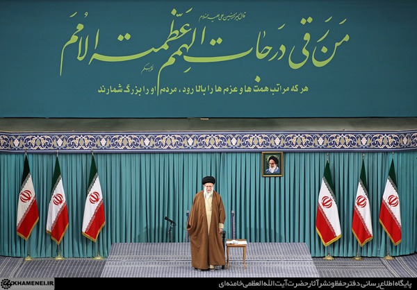 لأول مرة في حسينية الإمام الخميني (ره) وبحضور الإمام الخامنئي (دام ظله) ...