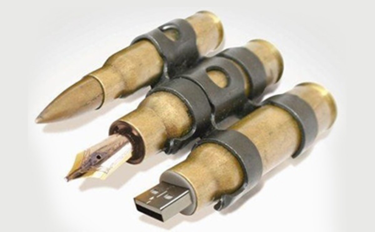 يجب فضح الأكاذيب والخداع والحرب النفسية للعدو