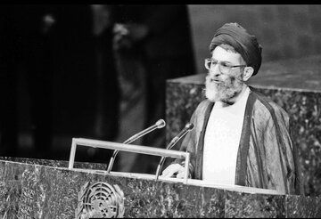 الأمم المتحدة عام 1987 م – الإمام الخامنئي (دام ظله): إننا لانثق بالحكومة الأمريكية أبداً
